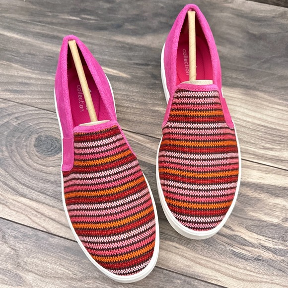 NIB Clarks Layton Petal 9W WIDE Slip On Comfort Sneakers fuchsia Pink - Picture 3 of 12